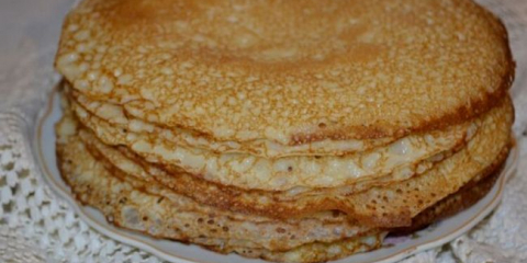 Tenké palačinky na kefíru s otvory: recept na lahodné palačinky